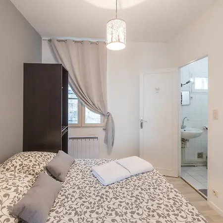Apartment T2 Halles De - Mytripintours Tours